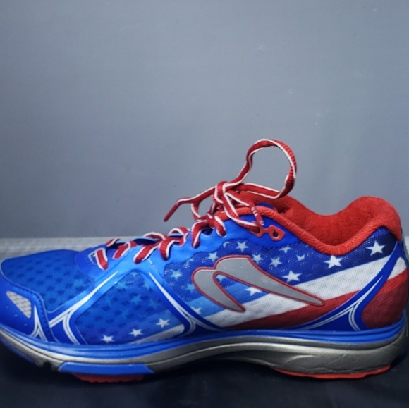 Newton Fate II BORN IN THE USA Men Sz 7.5-Wom. Sz 9 Red White And Blue - Picture 5 of 9